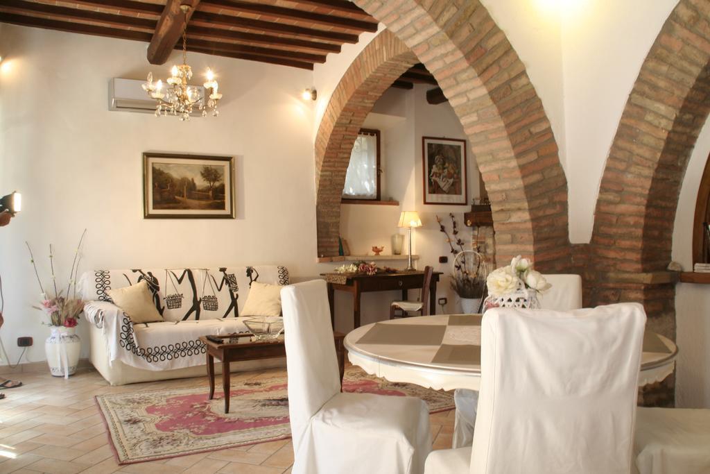 Borgo Medioevale Apartman Todi Kültér fotó